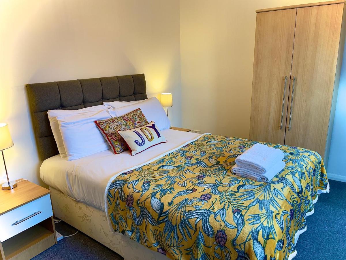 Charming Home In Wellingborough Extérieur photo