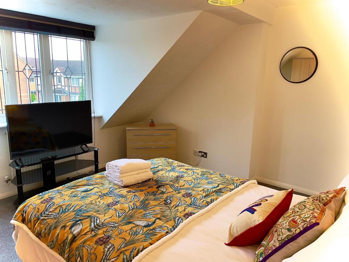 Charming Home In Wellingborough Extérieur photo